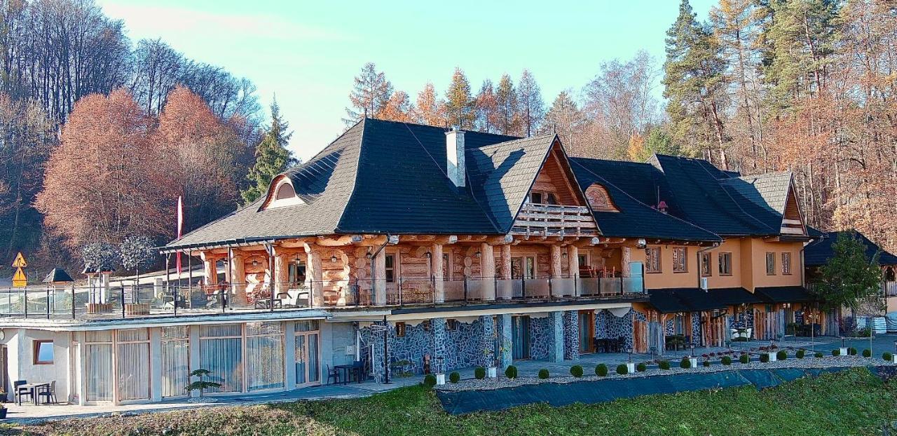 Noclegi - Karczma Solina Solina  Esterno foto